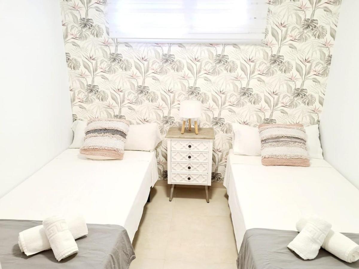 Apartamento Moderno Y Con Estilo En La Carihuela ตอร์เรโมลิโนส ภายนอก รูปภาพ
